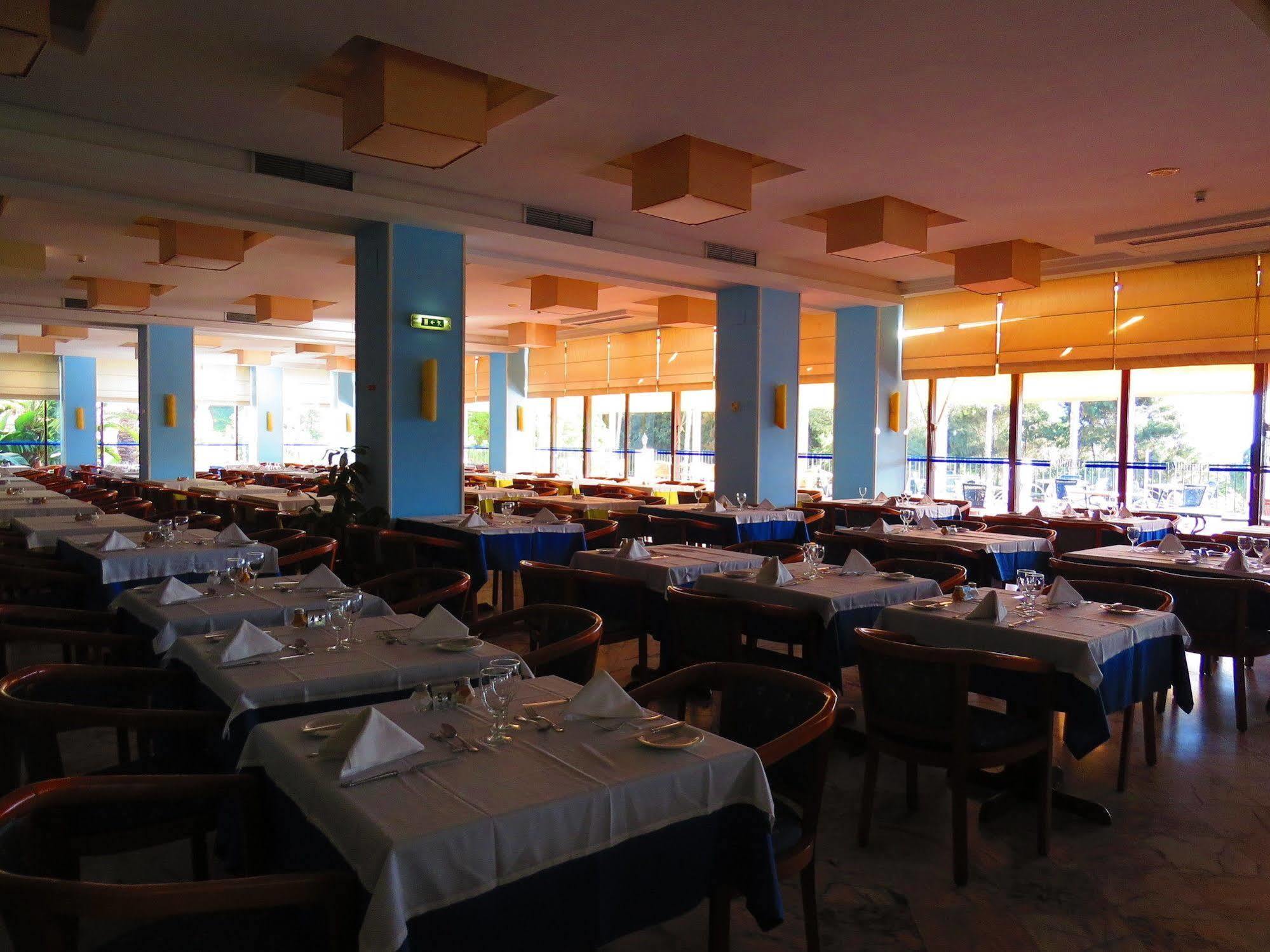 Alfamar Beach & Sport Resort Albufeira Exterior photo